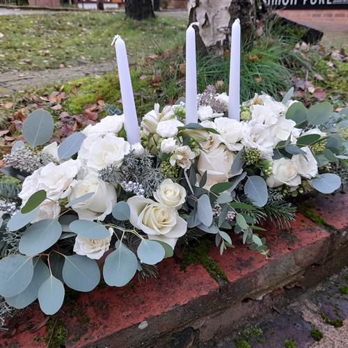Festive Whites Table Centre