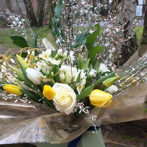 2026 Spring Mixed Boxed Bouquet
