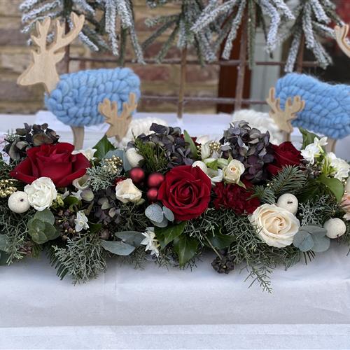 Merry Christmas Darling Festive Table Centre