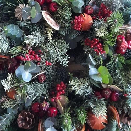 Traditional Foliage Door Wreath 