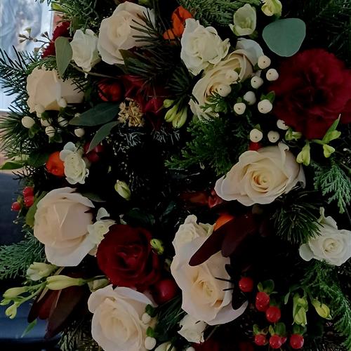 Buckingham Luxury Wreath or Candle Ring available in 3 colourways